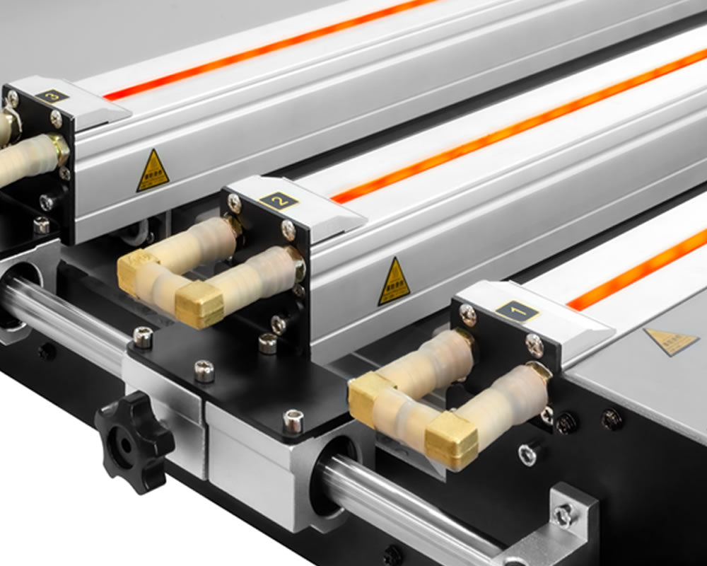 Three heatings could work at same time,improves the working speed