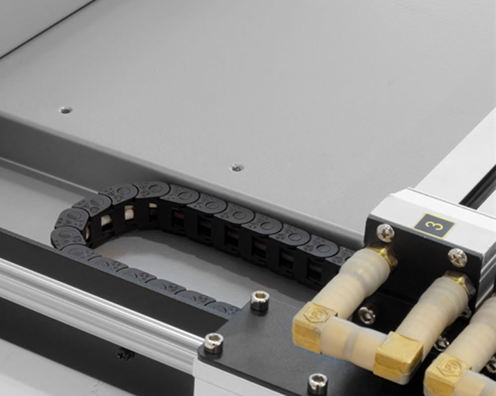 Three heatings could work at same time,improves the working speed