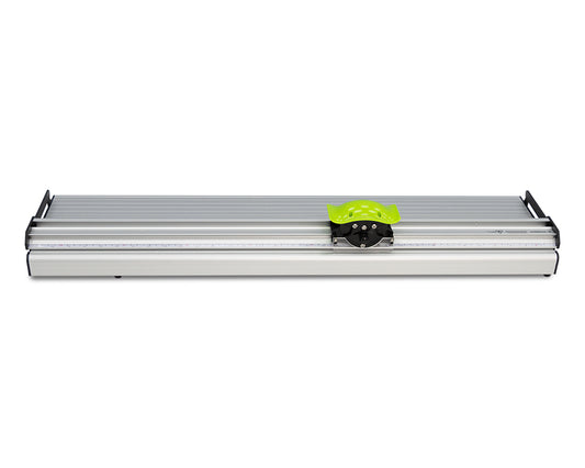 Small format paper trimmer MT06