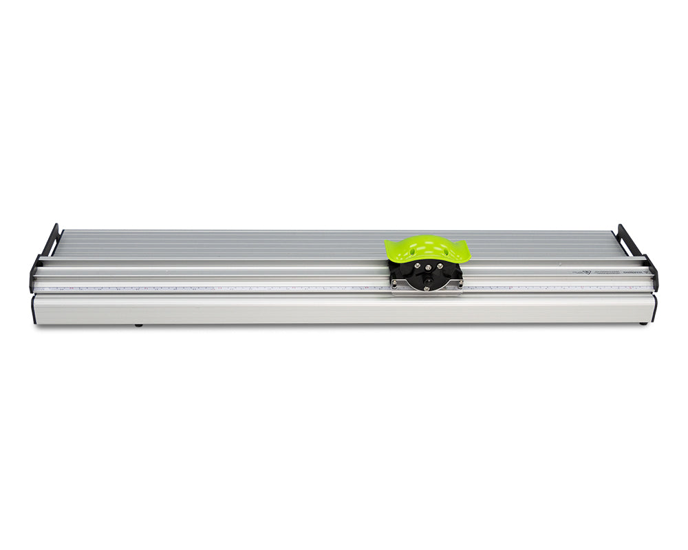 Small format paper trimmer MT06