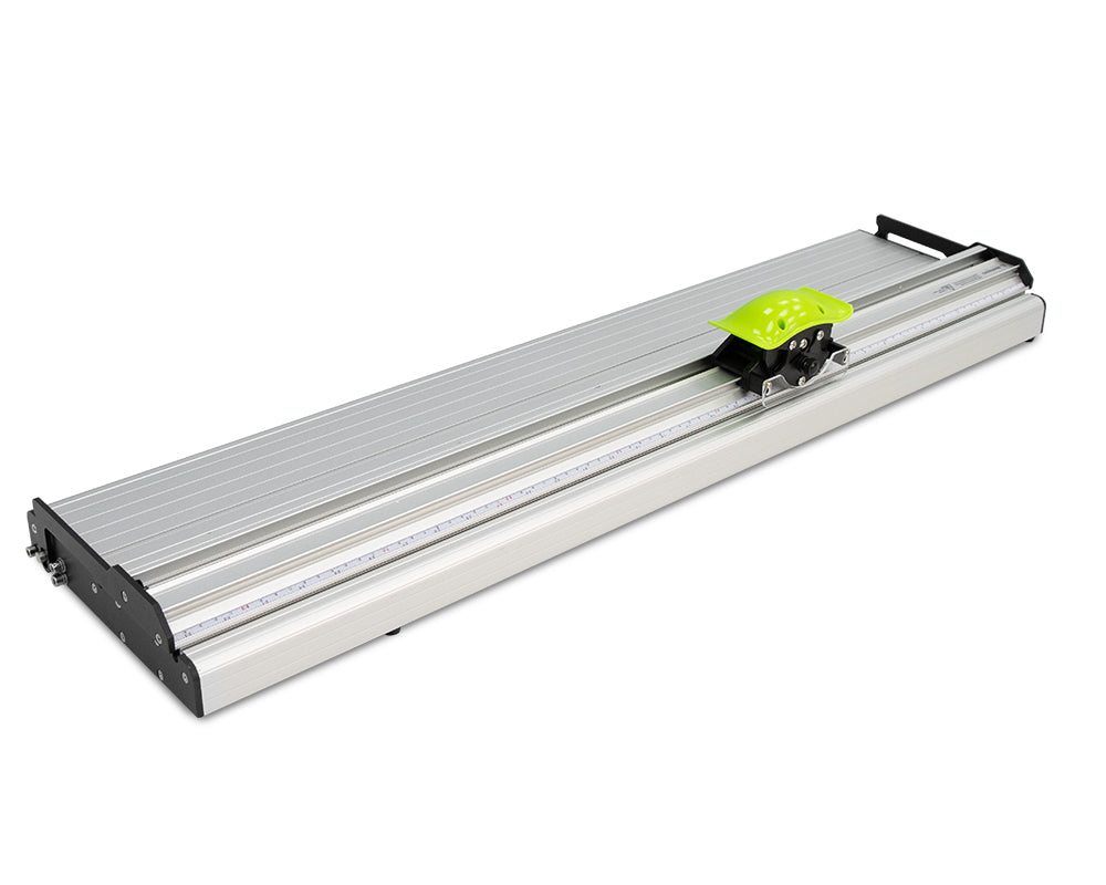 Small format paper trimmer MT06